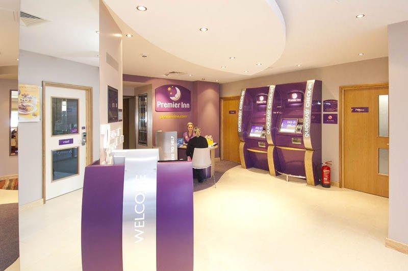 Premier Inn Liverpool John Lennon Airport سبيك المظهر الخارجي الصورة
